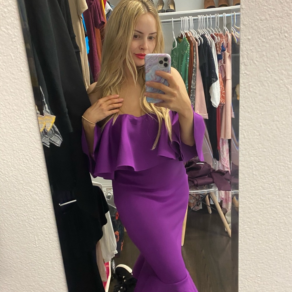NWT - Pinkblush maternity - size S.
